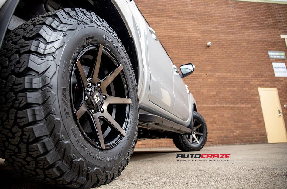 FORD RANGER AVALANCHE MACHINED FACE MATTE BLACK DARK TINT